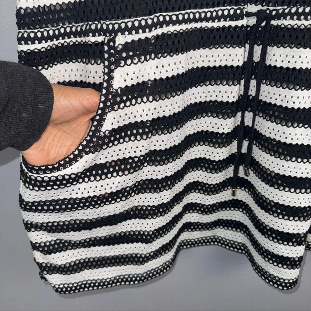 Calvin Klein Swim Cover-Up Women’s‎ Large/XL Mesh White & Black Striped Pockets